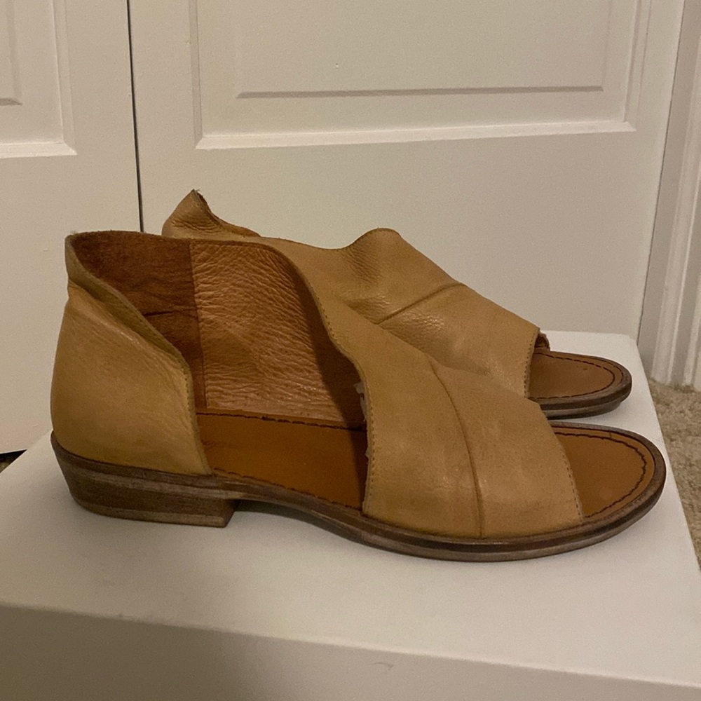 Free People Mont Blanc Sandals - Tan
